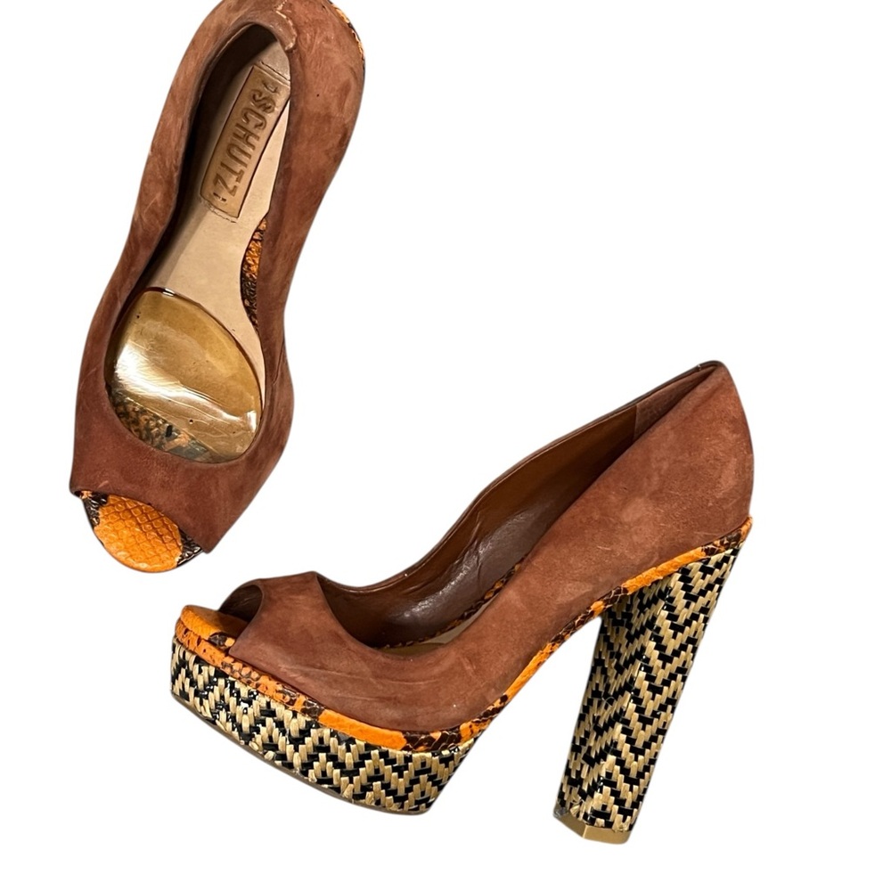 Schutz Cara Raffia High Heel - Picture 10 of 12